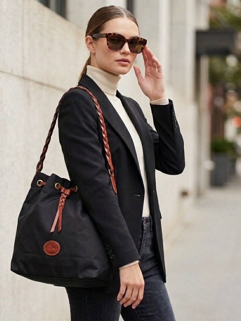 DOONEY AND BOURKE Black Shoulder Bag Capsule Core